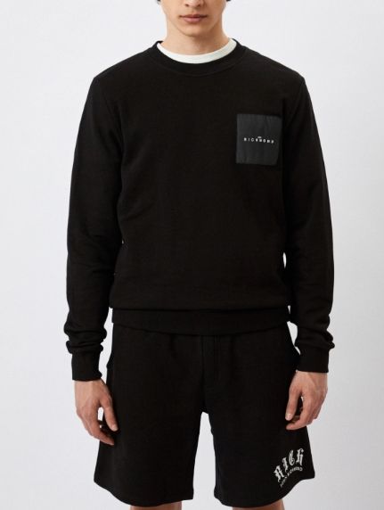 men's black pullover sweatshirt